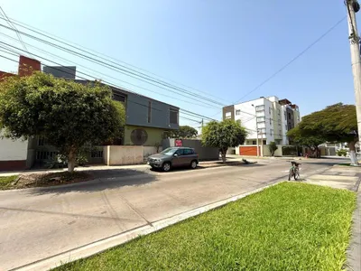 Venta de Casa en San Borja - Lima 5 Dormitorios