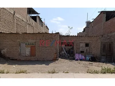 Venta De Terreno En Nueva Esperanza - V.M.T.