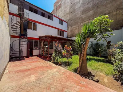 Venta de Casa en San Borja - Lima 7 Dormitorios
