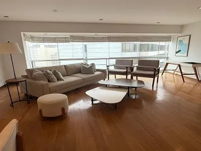 Venta de Departamento en Miraflores - Lima 3 Dormitorios