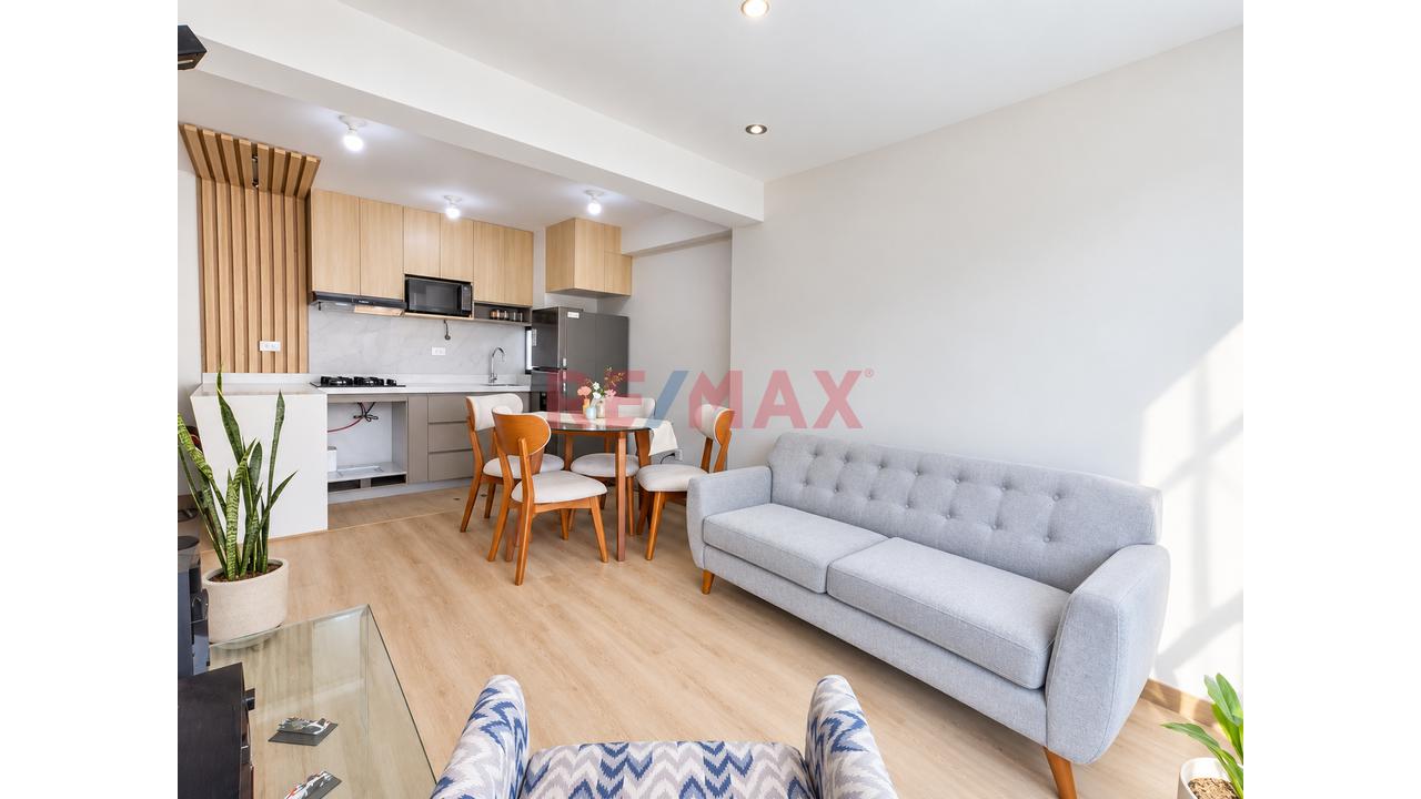 Departamento En Venta - Av. Collayuyo Recta Del Real Plaza