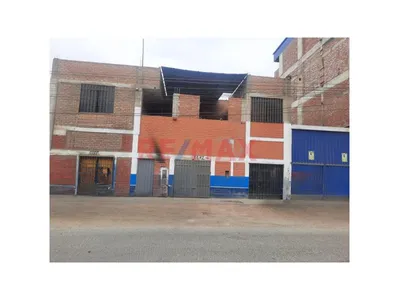 ¡Oportunidad De Alquiler En Independencia! Local Industrial Y Comercial De 120 M² (Ampliable A 200 M²)