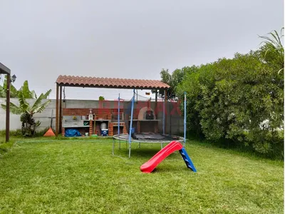 Casa De Campo Dentro De Condominio - Huaral