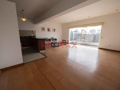 🏢 𝗗𝗘𝗣𝗔𝗥𝗧𝗔𝗠𝗘𝗡𝗧𝗢 𝗘𝗡 𝗔𝗟𝗤𝗨𝗜𝗟𝗘𝗥 – 𝗖𝗮𝗹𝗹𝗲 𝟮 𝗱𝗲 𝗠𝗮𝘆𝗼, 𝗠𝗶𝗿𝗮𝗳𝗹𝗼𝗿𝗲𝘀 (𝟲𝘁𝗼 𝗣𝗶𝘀𝗼) + 𝗖𝗼𝗰𝗵𝗲𝗿𝗮 🚗⁣