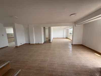 Venta de Departamento en Los Olivos - Lima 4 Dormitorios 