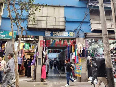¡Ocasion!  Alquilo Local Comercial En Galeria Las Mailvinas - Gamarra