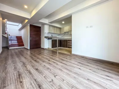 Venta de Departamento en Ate - Lima 4 Dormitorios 