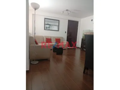 Lo Que Buscas! Vendo Departamento En 1Er Piso Con 2 Patios