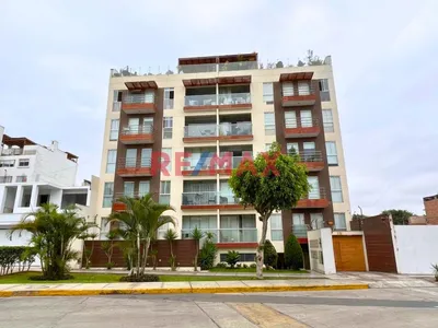 Vendo Amplio Departamento Con Balcon En Surco - La Talana