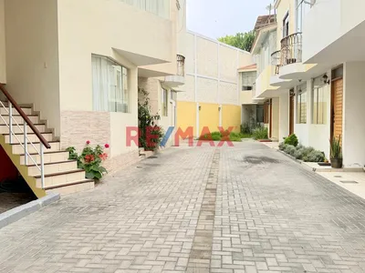 🌟 ¡Alquila La Casa Que Tu Familia Merece En Las Flores Del Golf! 🏡✨