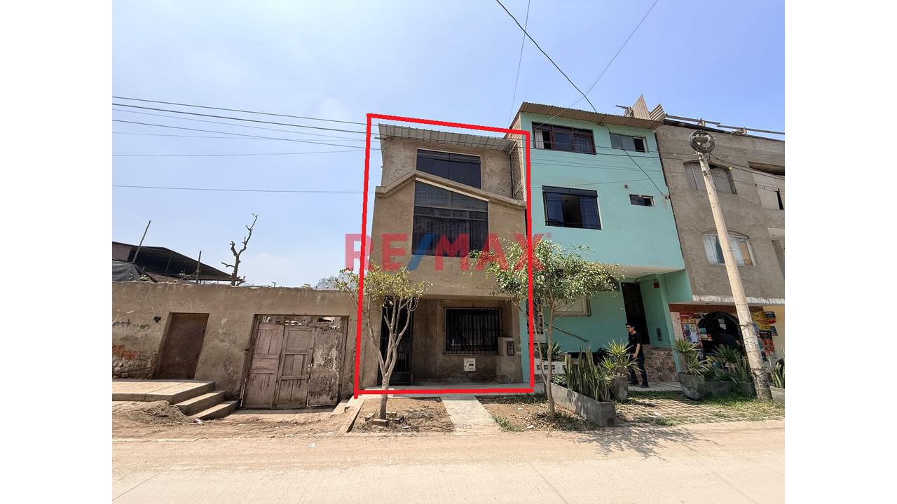 Casa En Venta En Vmt – Nueva Esperanza