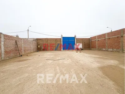Alquilo Local Industrial I3 En Ancon 1900 M2