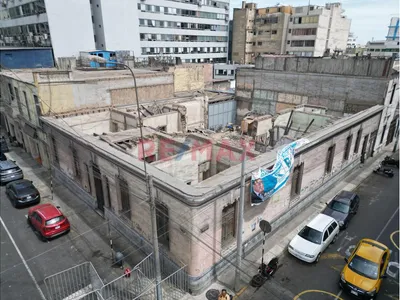 Venta De Casa Como Terreno