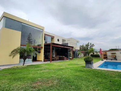 Venta de Casa en La Molina - Lima 5 Dormitorios