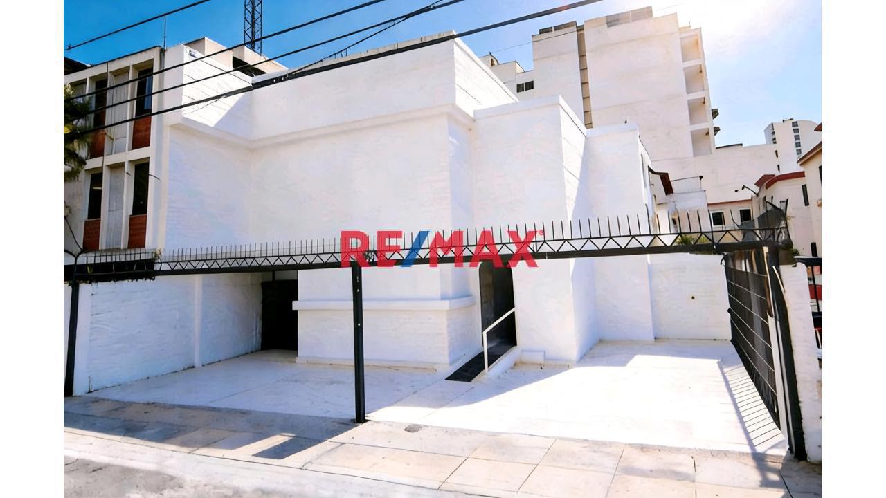 Se Vende Local Comercial Cz Av. Petit Thouars