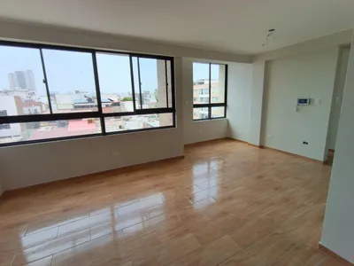 Venta de Departamento en San Miguel - Lima 4 Dormitorios