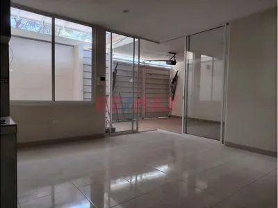 Alquilo Casa En Los Ejidos A Pocos Metros De Colegio Kairos