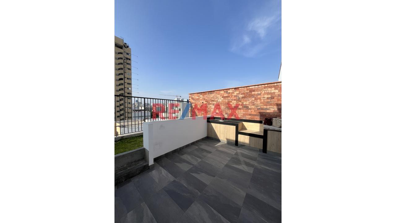 Duplex De Estreno Con Terraza Y Areas Verdes En Miraflores