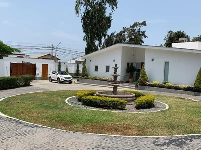Venta de Casa en La Molina - Lima 3 Dormitorios