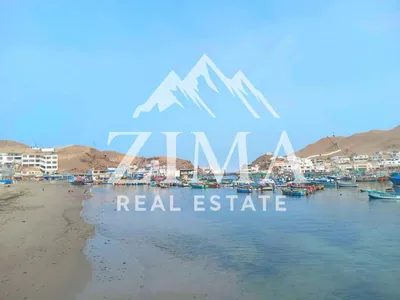 Venta de Casa en - Lima 5 Dormitorios 