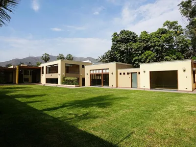 Venta de Casa en La Molina - Lima 5 Dormitorios