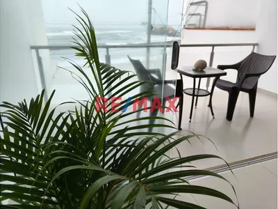 Venta De Departamento En Punta Hermosa En El Malecon