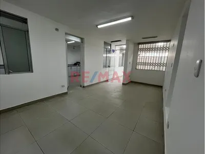 Alquilo Local Comercial Av. Angamos Este