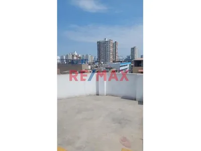 Venta De Hostal Como Terreno En El Corazón De Jesús Maria