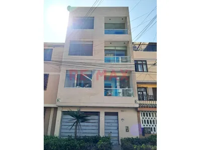 Venta De Casa 4 Pisos Y Azotea La Tropicana La Perla Callao