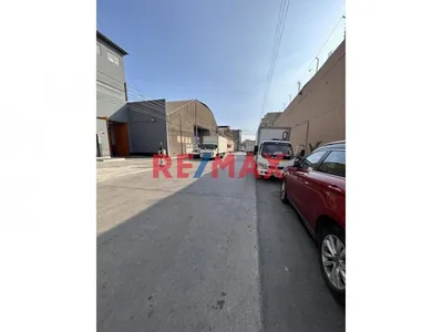 Alquiler de Local Industrial en Ate - Lima 0 Dormitorio 