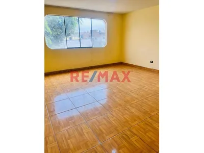 Alquiler De Departamento En Tercer Piso – Puente Piedra