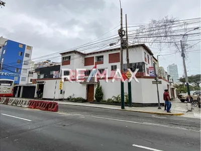 Local Comercial En Esquina Alquiler En Pershing, Magdalena!