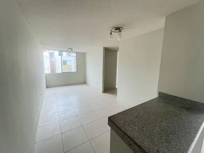 Venta de Departamento en Puente Piedra - Lima 4 Dormitorios 
