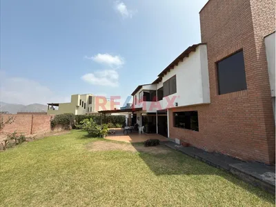Exclusiva Residencia Premium En La Planicie | 822.01 M²+ Departamento.