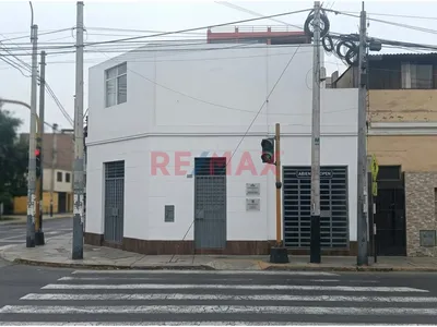 Local Comercial U Oficina En Alquiler Santa Beatriz, El Espacio Que Tu Negocio Necesita En  Una Ubicacion Estrategica