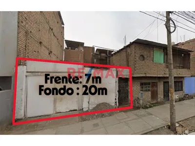Se Vende Terreno En Avenida Comercial Zonificacion Cz - 140 M2