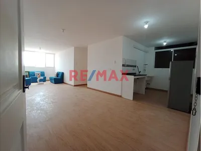 Alquiler De Departamento Con Ascensor En Tercer Piso Condominio Oasis De Piura