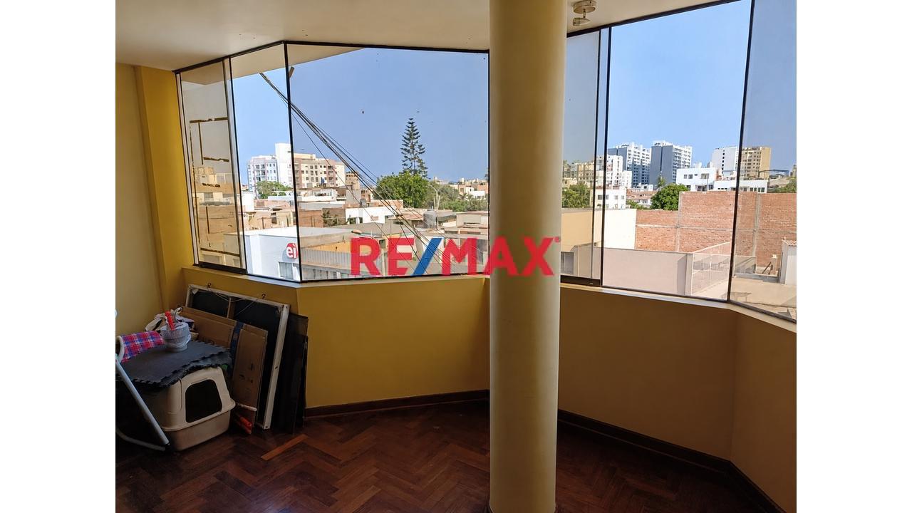 ¡Luz, Tranquilidad Y Excelente Ubicación En San Miguel! Departamento De 3 Dormitorios En Venta – San Miguel– $85,000