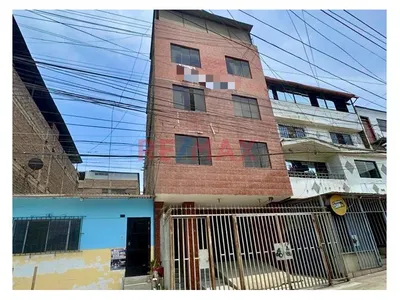 Edificio De 5 Pisos Con 8 Departamentos + Local Comercial