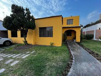 Casa en venta · Rinconada del Lago Etapa 1, La Molina · 1010 m², 4 dorm.