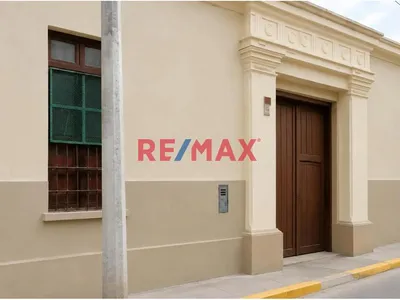 Terreno Comercial En Venta Centro De Lambayeque