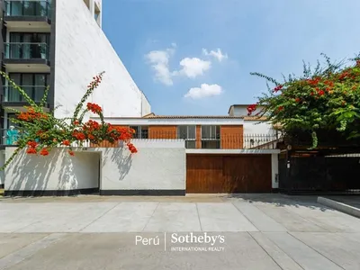 Alquiler de Local Comercial en Santiago de Surco - Lima 0 Dormitorio 
