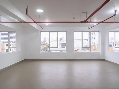 Venta de Oficina en Lince - Lima 0 Dormitorio 