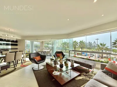 Venta de Departamento en Miraflores - Lima 3 Dormitorios