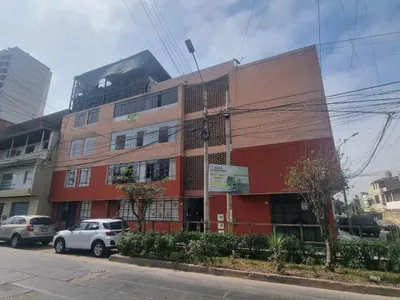Venta de Departamento en Breña - Lima 3 Dormitorios
