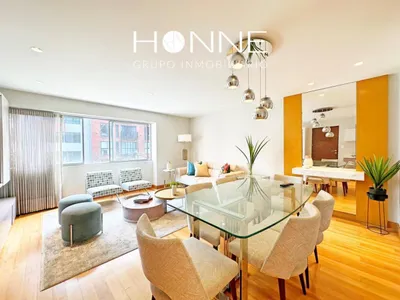 Departamento en venta · Calle Madrid al 100, Miraflores · 130 m², 3 dorm.