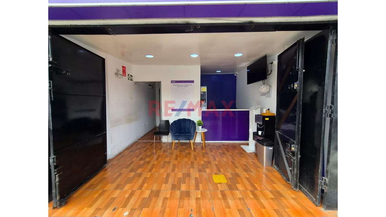 🏢 ¡Tu Negocio Merece Una Ubicación Estratégica!