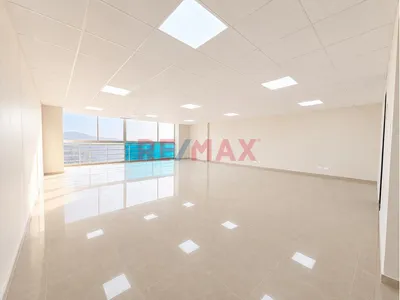 🏢✨ ¡Alquiler De Amplia Oficina Corporativa (105 M²)! ✨🏢