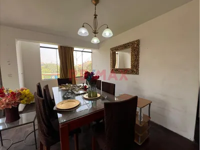 Venta Casa Frente A Parque - Urb.Alameda Ate