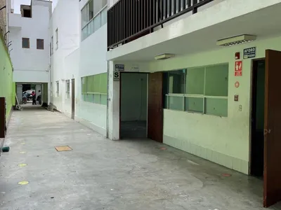 Alquiler de Local Comercial en Jesús María - Lima 0 Dormitorio 